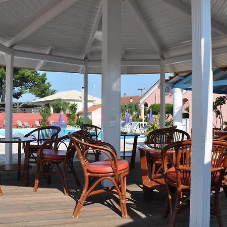 Hotel apartamentowy Tassos