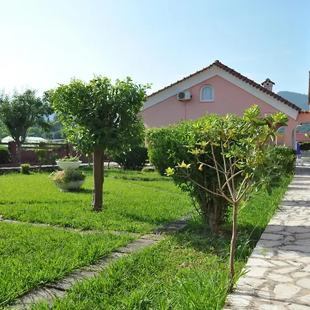 Hotel apartamentowy Tassos 2*