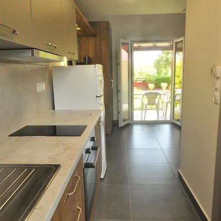 Hotel apartamentowy Tassos Acharavi (Corfu)