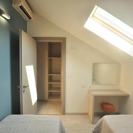 Tassos 2* Corfu (city)