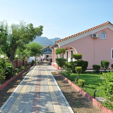Appart hôtel Tassos Akharavi