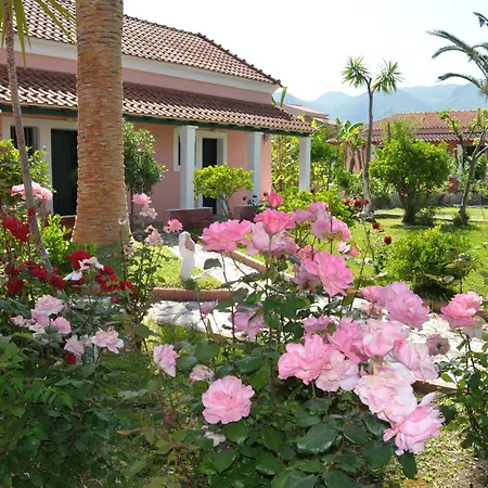Appart hôtel Tassos Akharavi