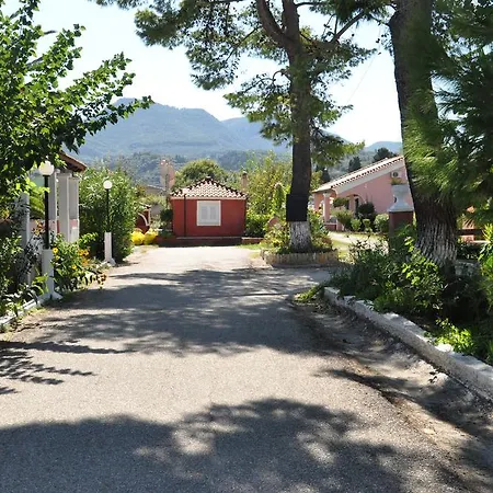 Appart hôtel Tassos Akharavi