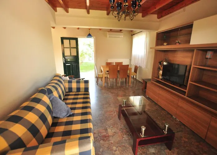 Tassos 2* Corfu (city)